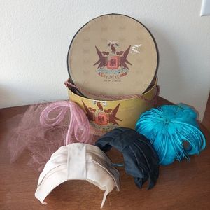 Antique Vintage Hat Box and Hats